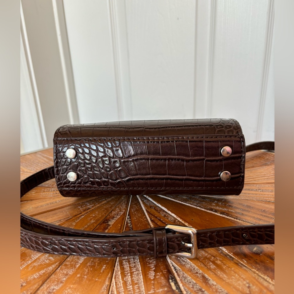 Used Zara Small Elegant Chocolate Brown Crocodile-Embossed Faux Leather Handbag - Picture 9 of 15